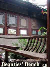 Beauty Benches in old Fuzhou town
